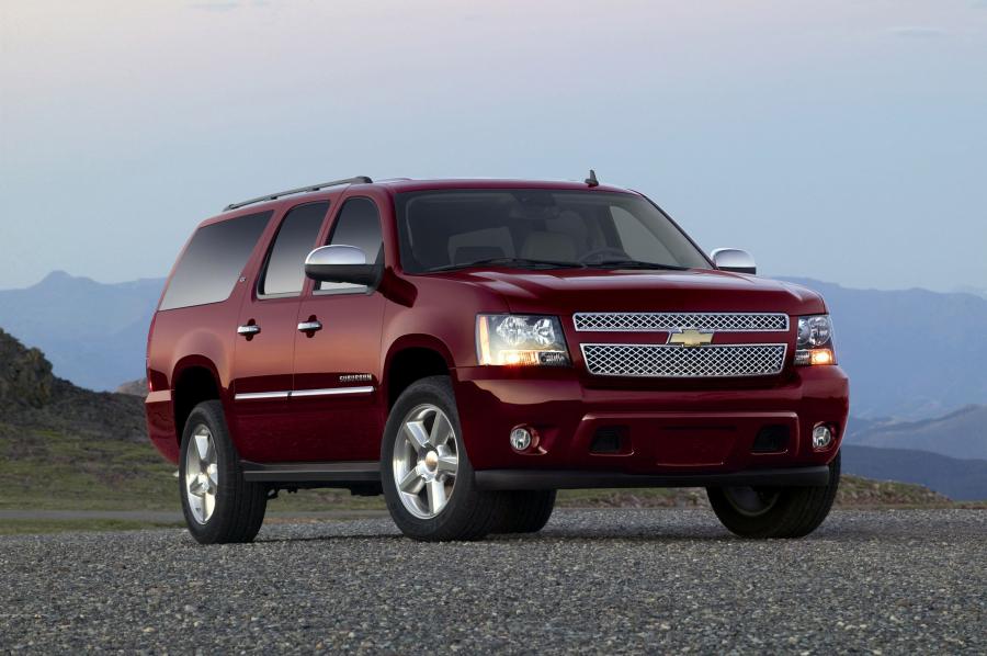 Chevrolet Suburban 2011 года  (фото 3 из 5)